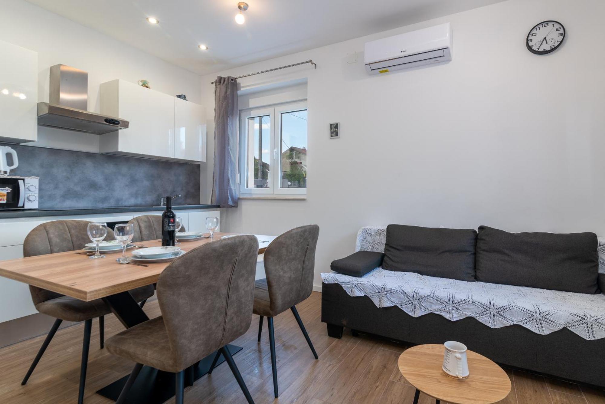 Apartman Dino Trogir Ngoại thất bức ảnh